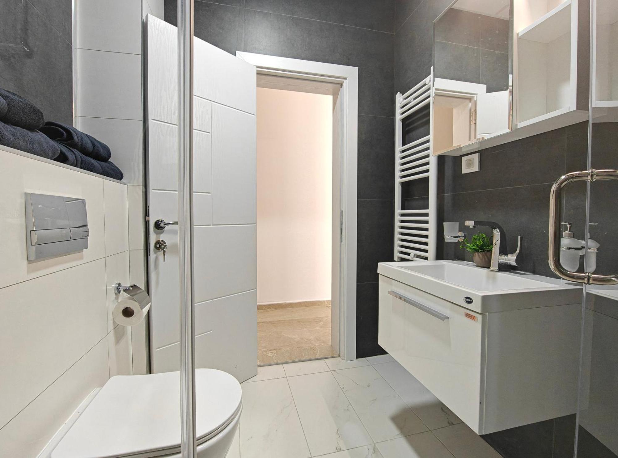 Home Art Apartments Skopje Exterior photo